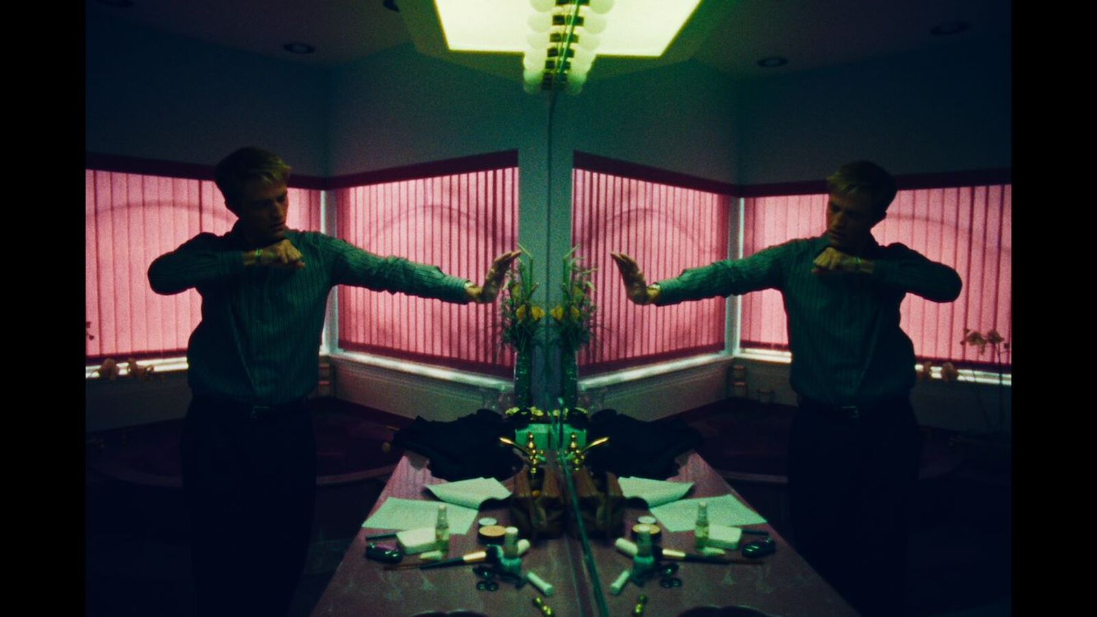 5207_still.jpg